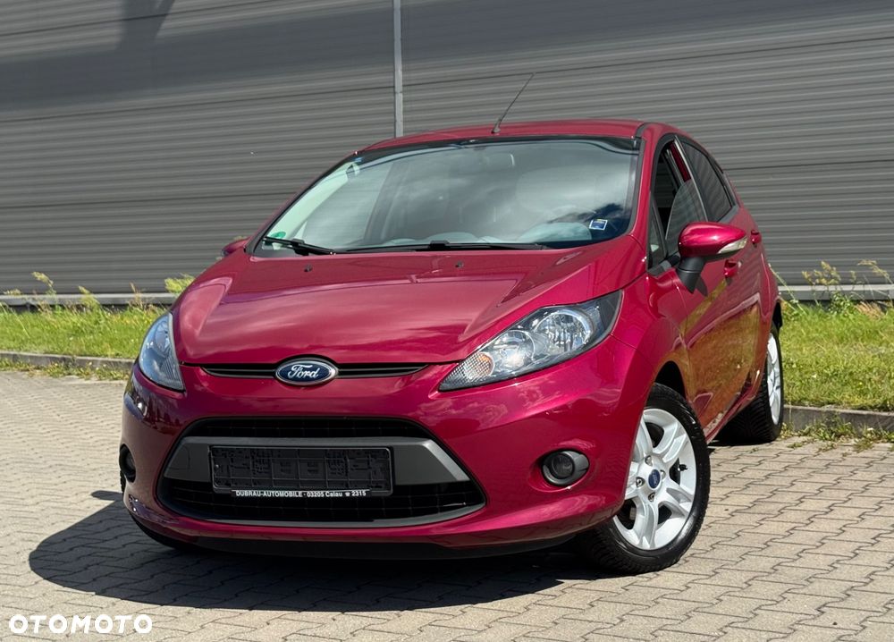 Ford Fiesta 1.25 Celebration - 26