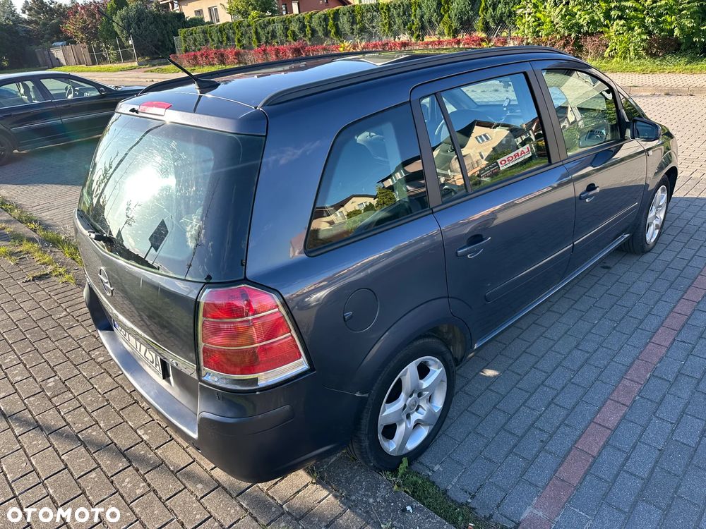 Opel Zafira 1.9 CDTI Navi - 8