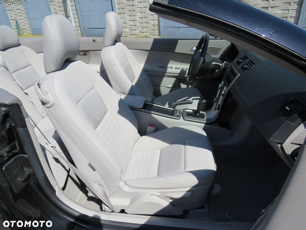 Volvo C70 2.4i Summum - 33
