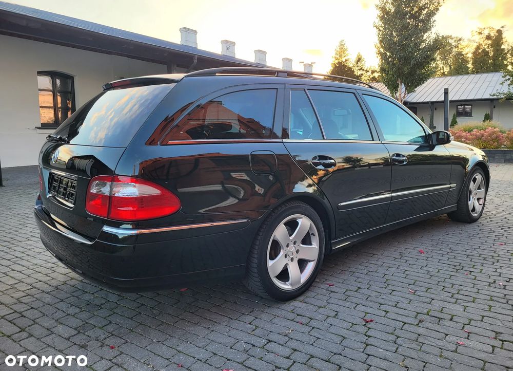 Mercedes-Benz Klasa E 500 T Avantgarde - 13
