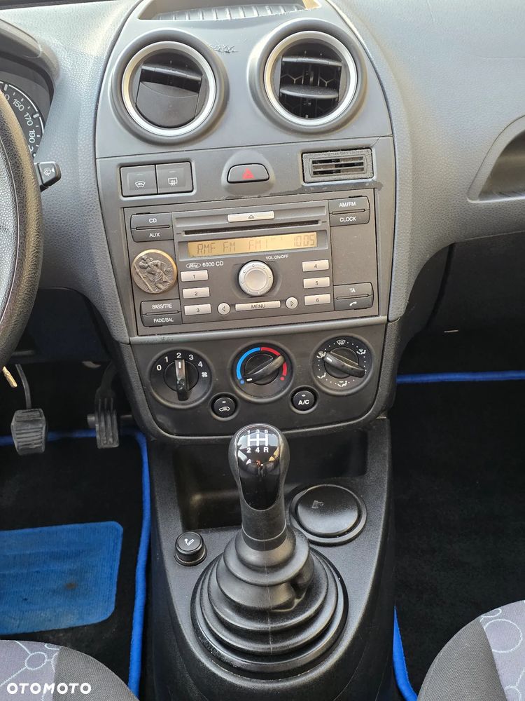 Ford Fiesta 1.3 - 12