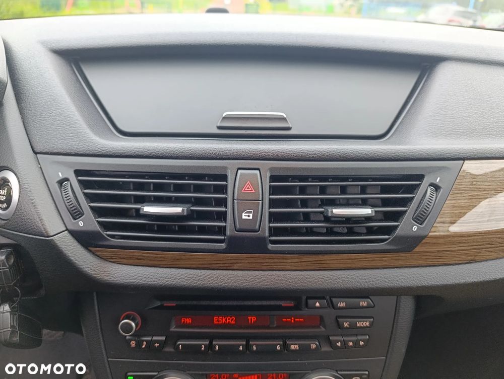 BMW X1 xDrive18d - 21