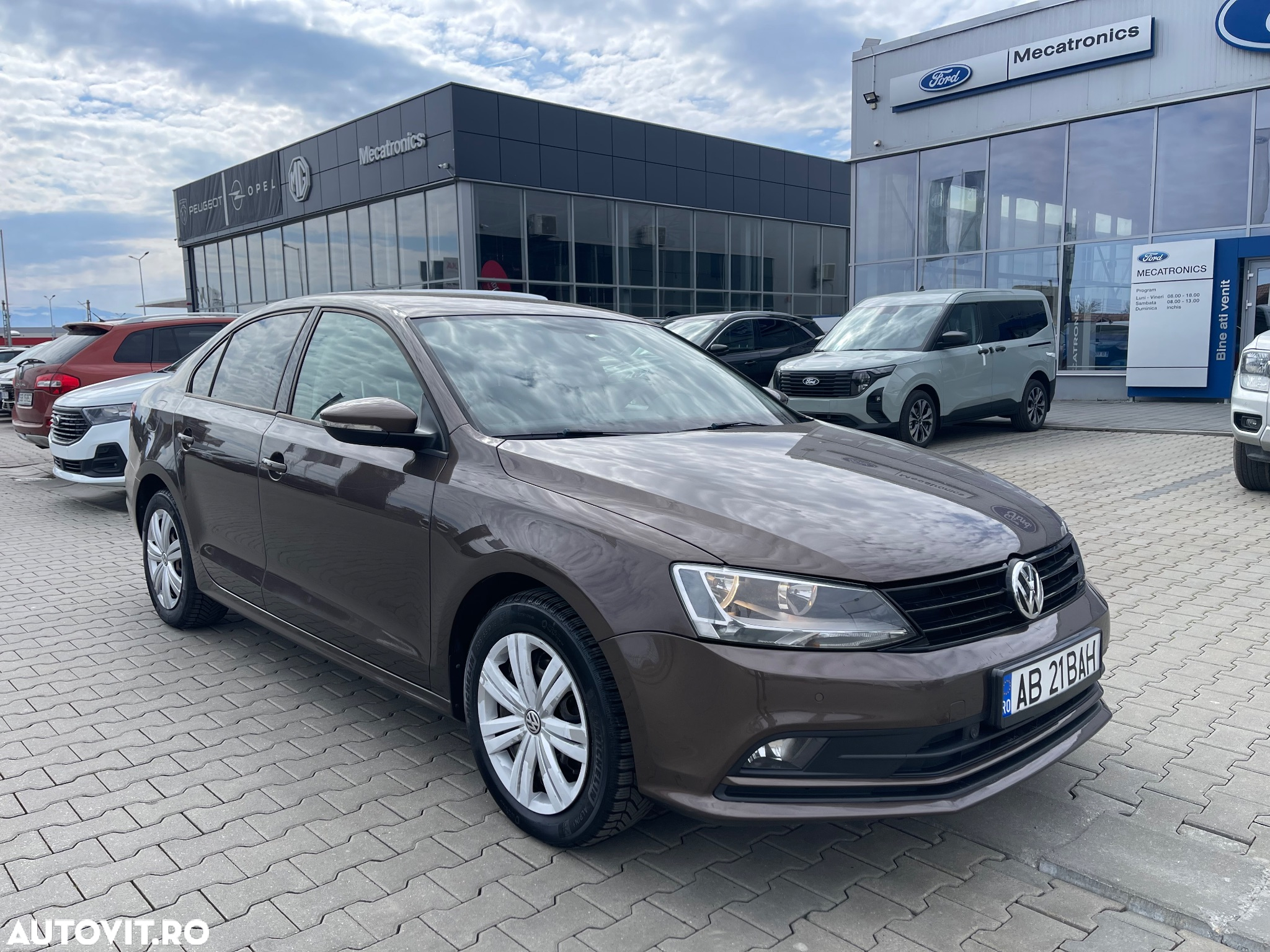 Volkswagen Jetta 1.2 TSI Comfortline - 3