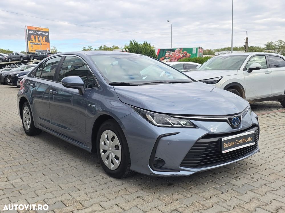 Toyota Corolla Sedan 1.8 HSD Business - 3