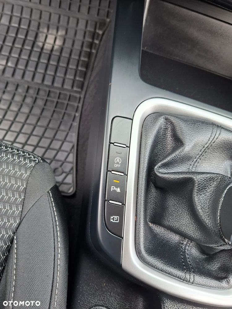 Kia Ceed 1.5 T-GDI M - 14