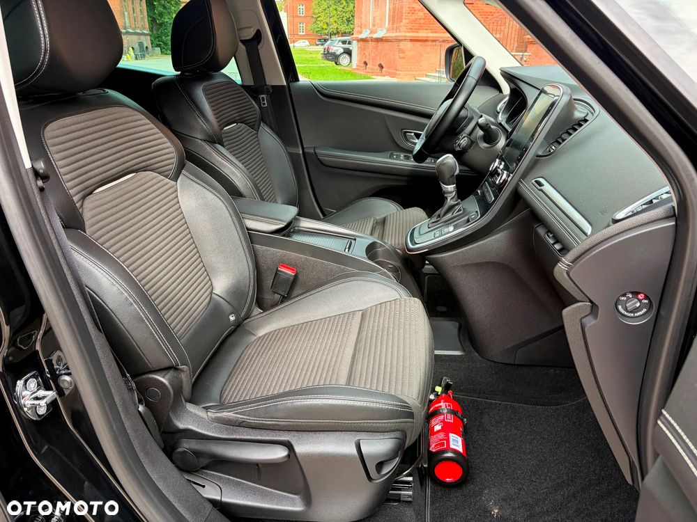 Renault Grand Scenic BLUE dCi 150 EDC BOSE EDITION - 12