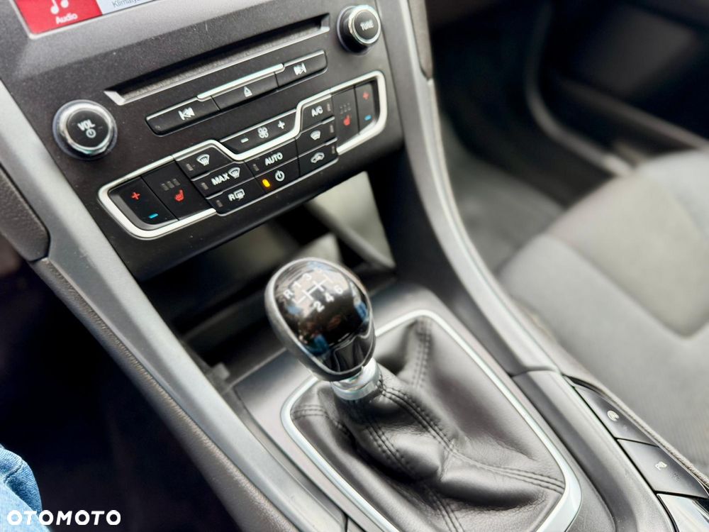 Ford Mondeo 2.0 TDCi Titanium - 30