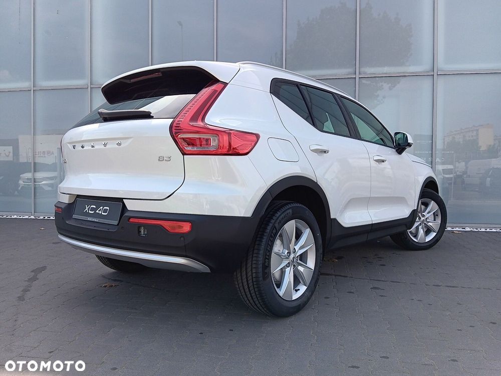Volvo XC 40 - 8