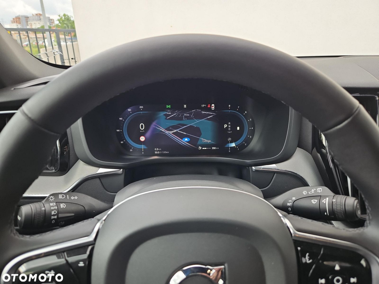 Volvo XC 60 B4 B Plus Dark - 18
