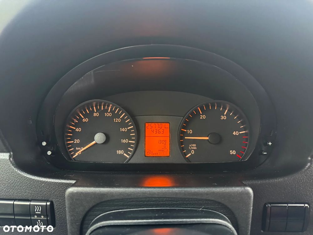 Mercedes-Benz Sprinter 906.233 - 22