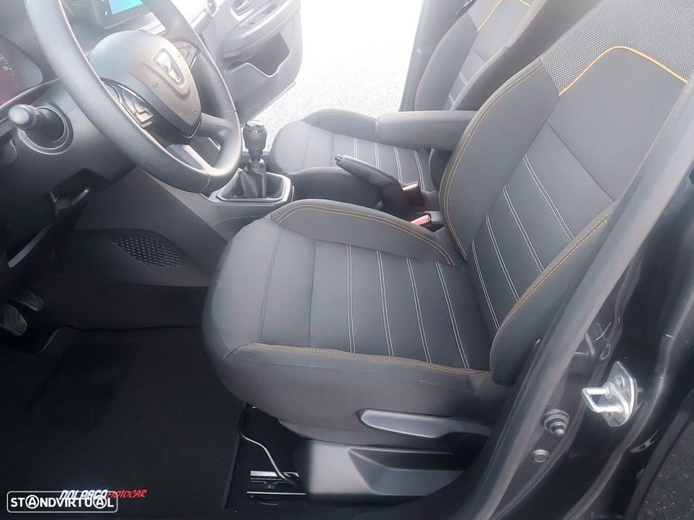 Dacia Sandero — fotografia 15