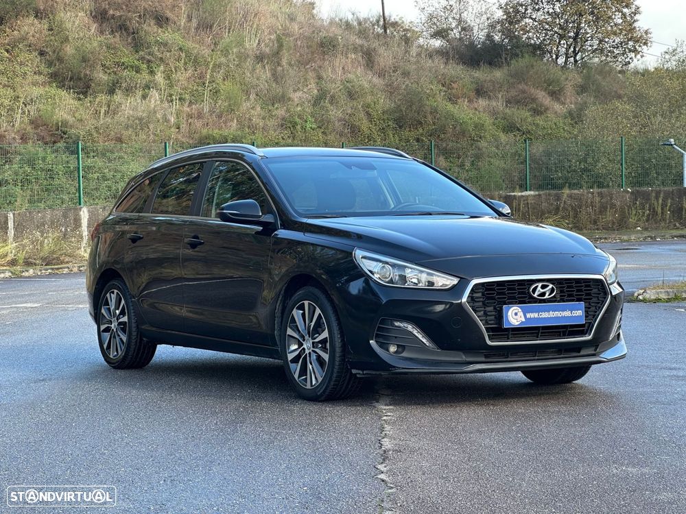 Hyundai i30 SW 1.6 CRDi Style+Navi - 24