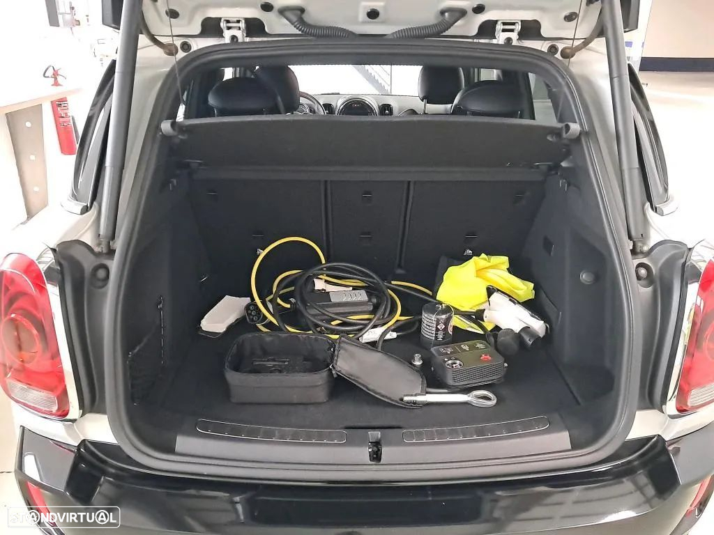 MINI Countryman Cooper SE ALL4 Auto - 5