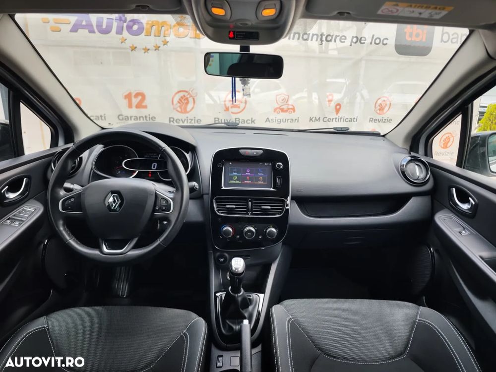 Renault Clio - 10