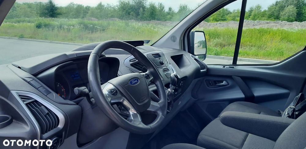 Ford Transit Custom - 11