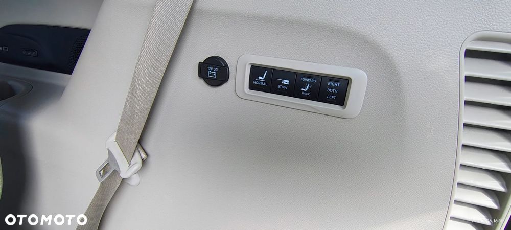 Chrysler Pacifica - 15