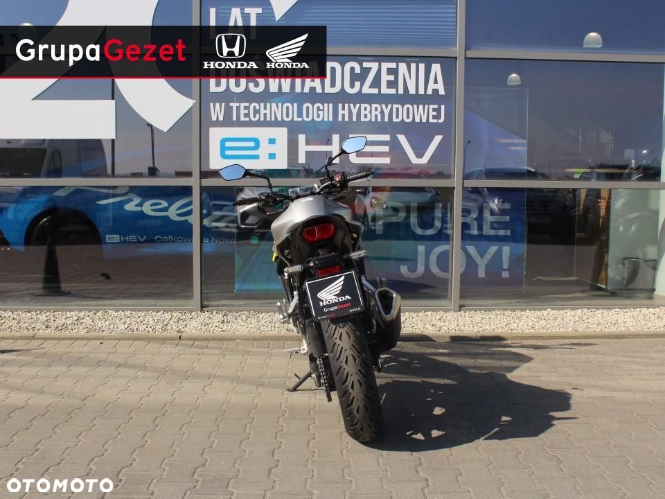 Honda CB - 6