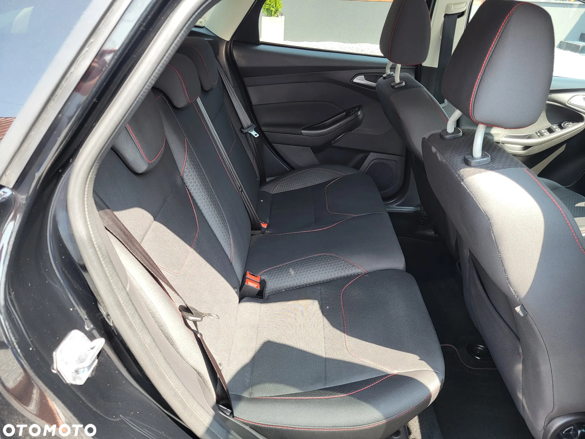 Ford Focus 1.0 EcoBoost ST-Line Red ASS - 17