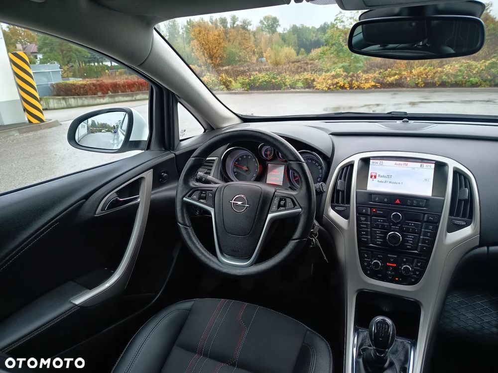 Opel Astra 1.6 ECOFLEX Start/Stop 150 Jahre - 16
