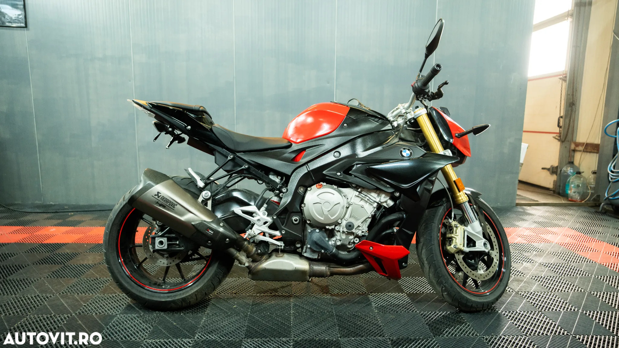 BMW S1000R - 12