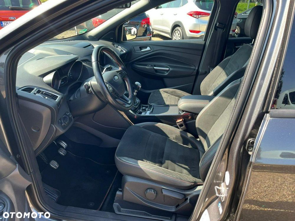 Ford Kuga - 14