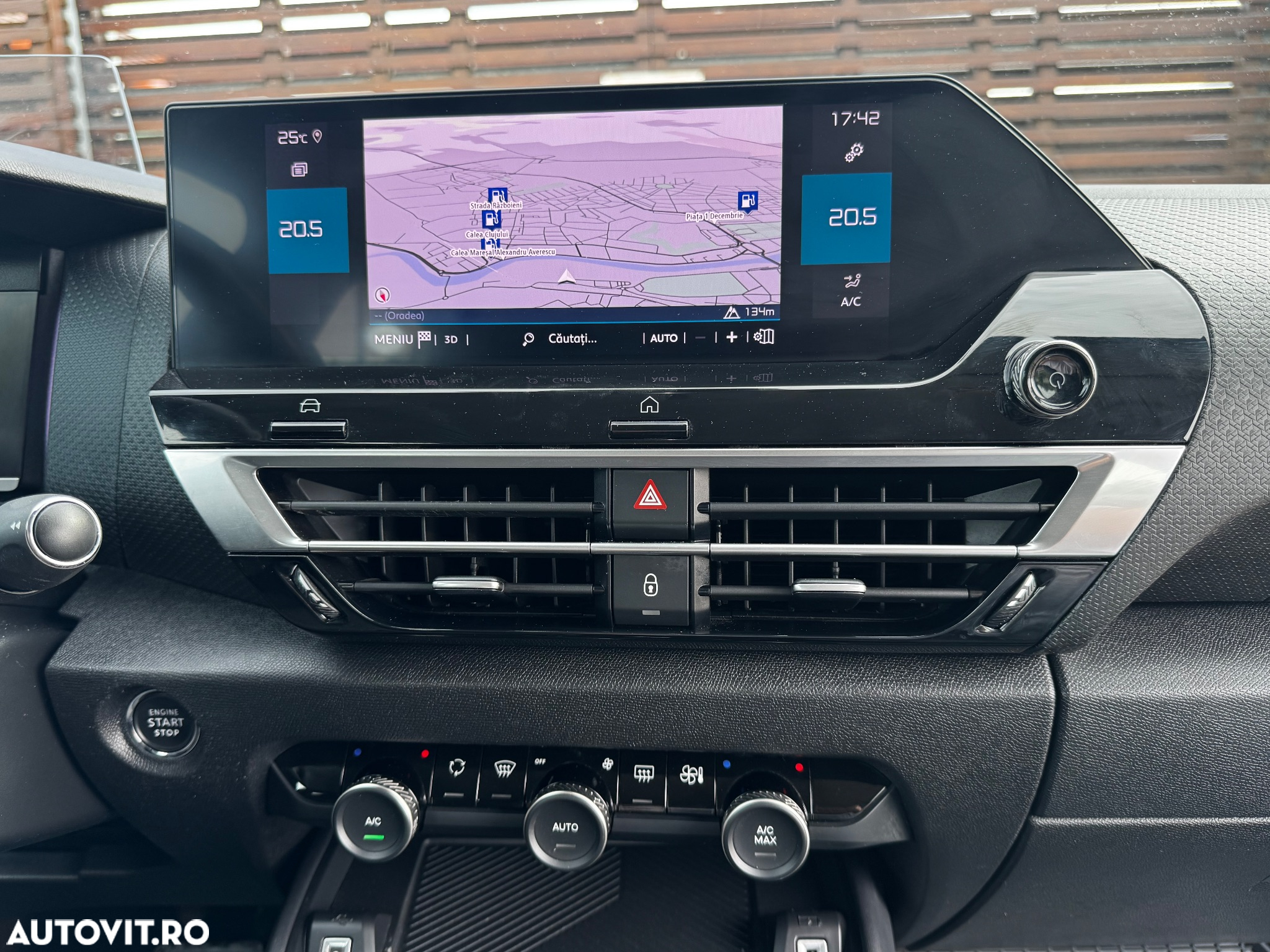 Citroën C4 1.2 PureTech S&S EAT8 Shine - 21