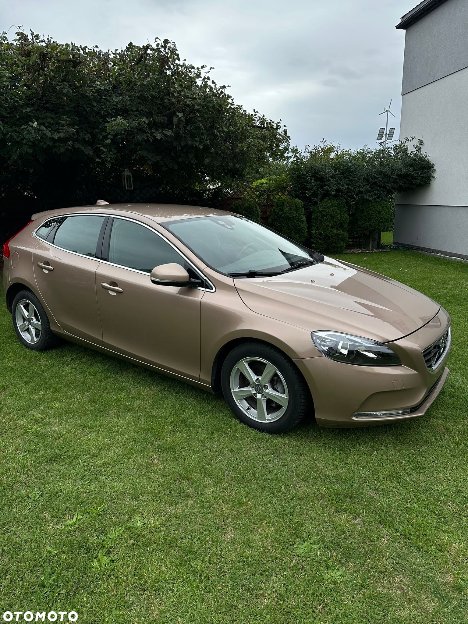 Volvo V40 - 8