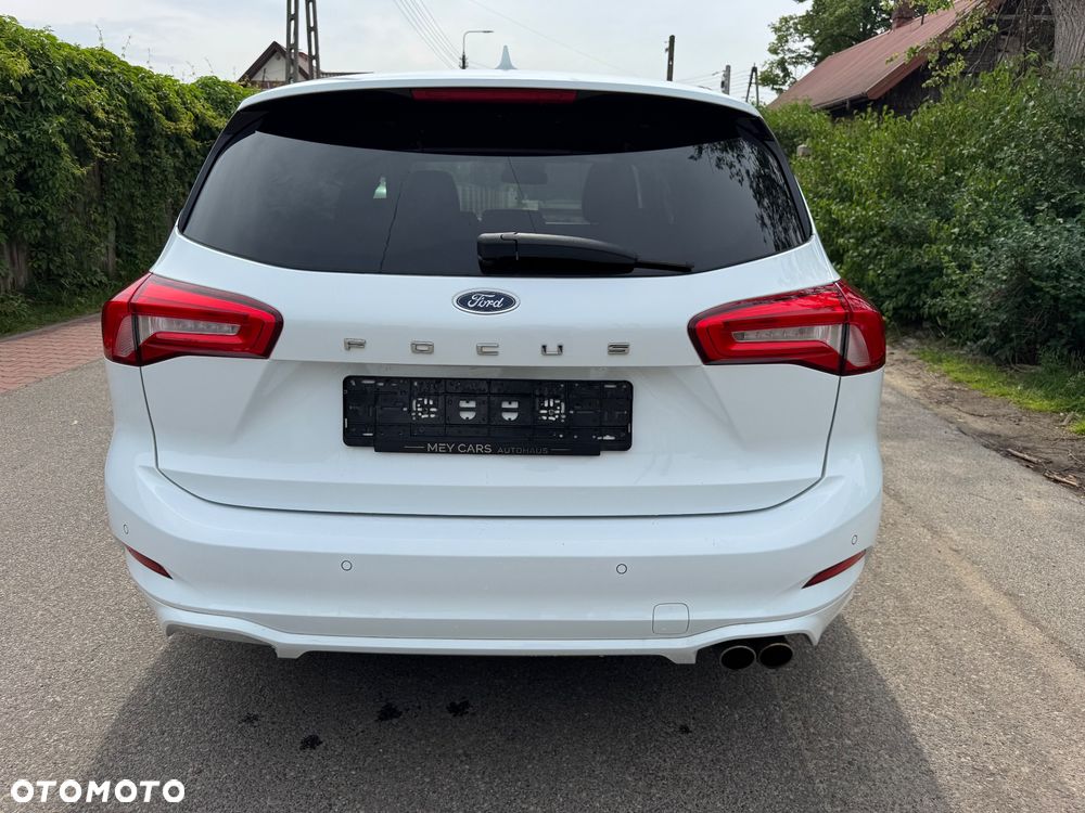 Ford Focus 1.5 EcoBlue Start-Stopp-System ST-LINE DESIGN - 6