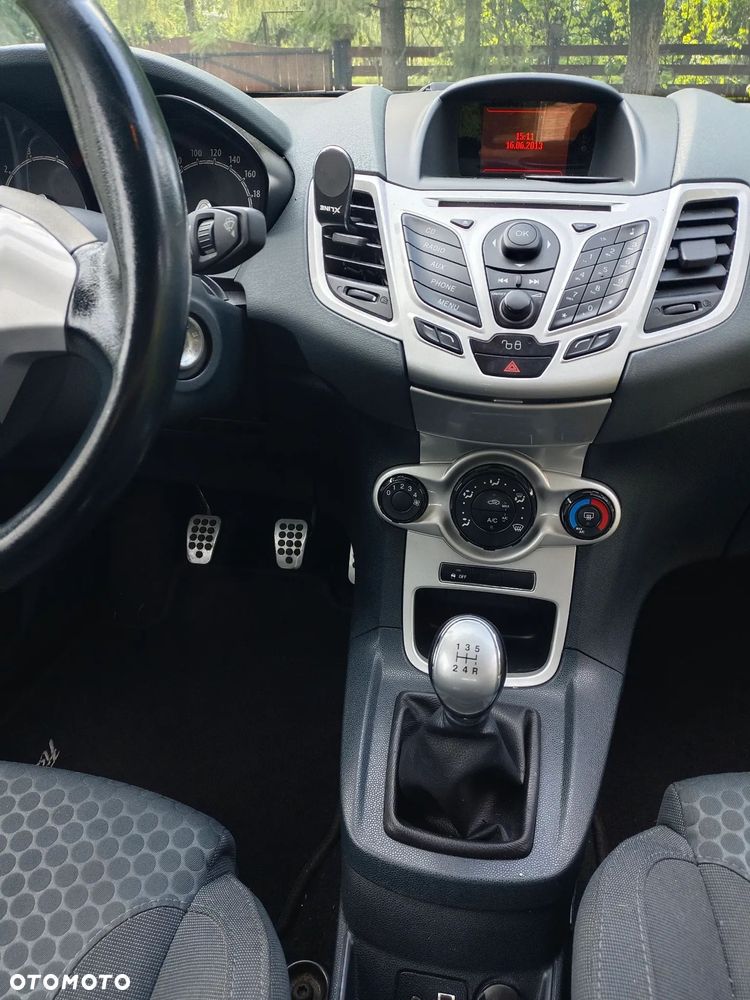 Ford Fiesta 1.6 Ti-VCT Sport - 18