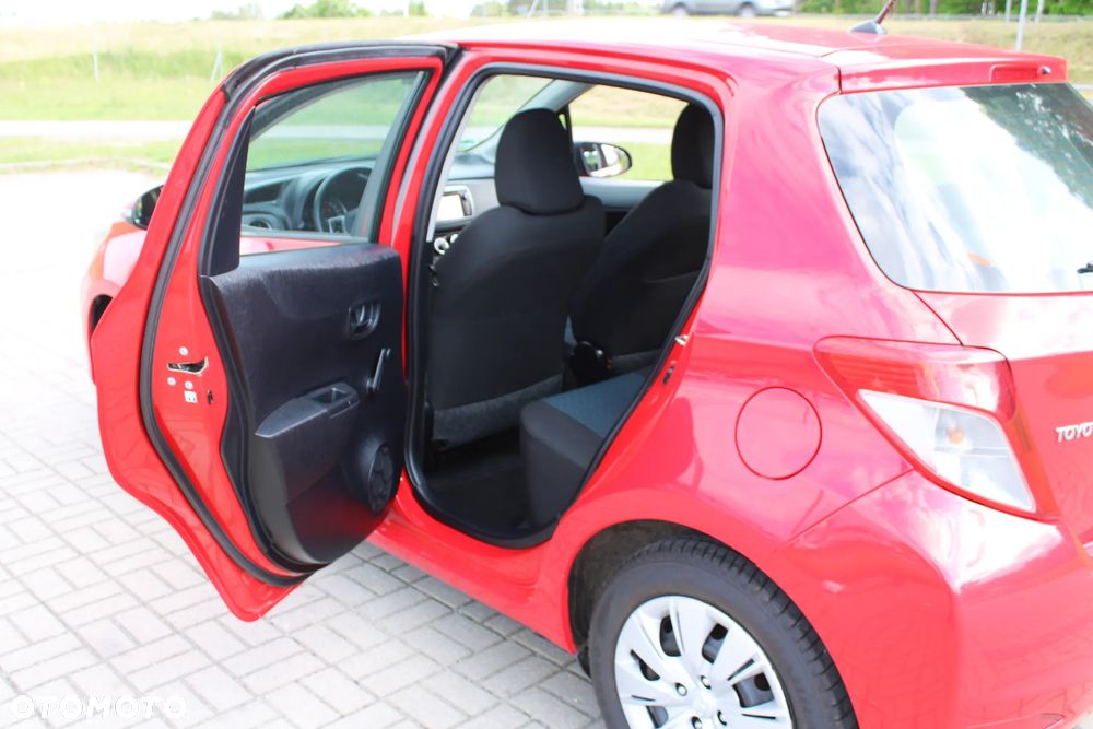 Toyota Yaris - 21