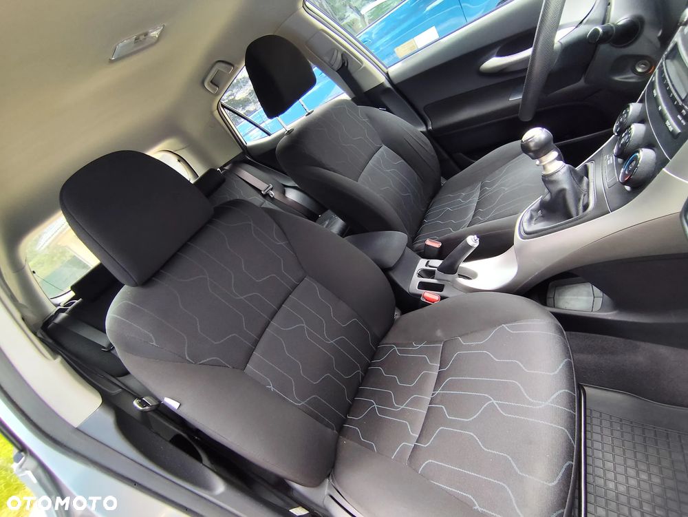 Toyota Auris - 11