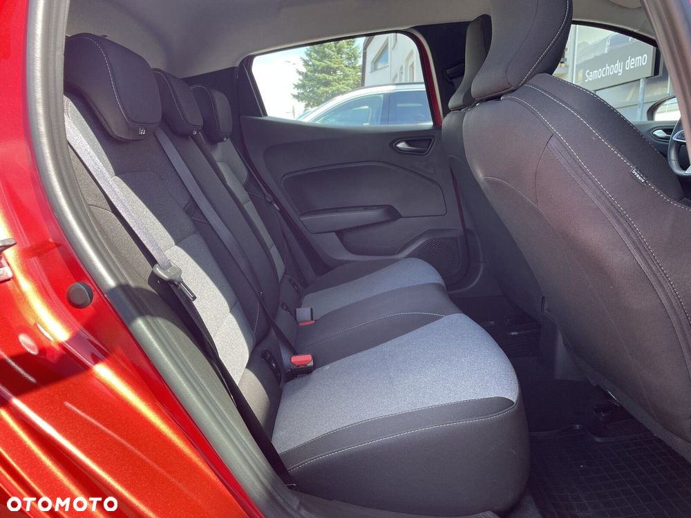 Renault Clio 1.0 TCe Evolution - 32