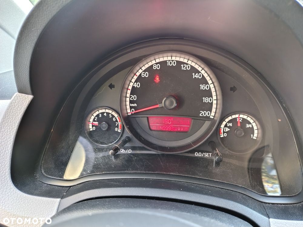 Volkswagen up! - 8