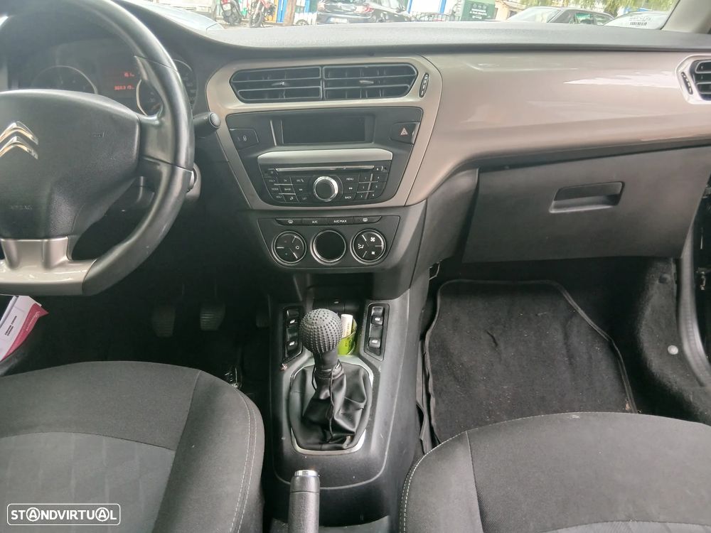 Peugeot 1007 - 12