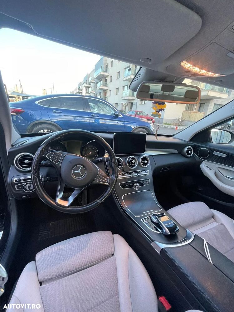 Mercedes-Benz C 220 d 4MATIC Aut. - 25