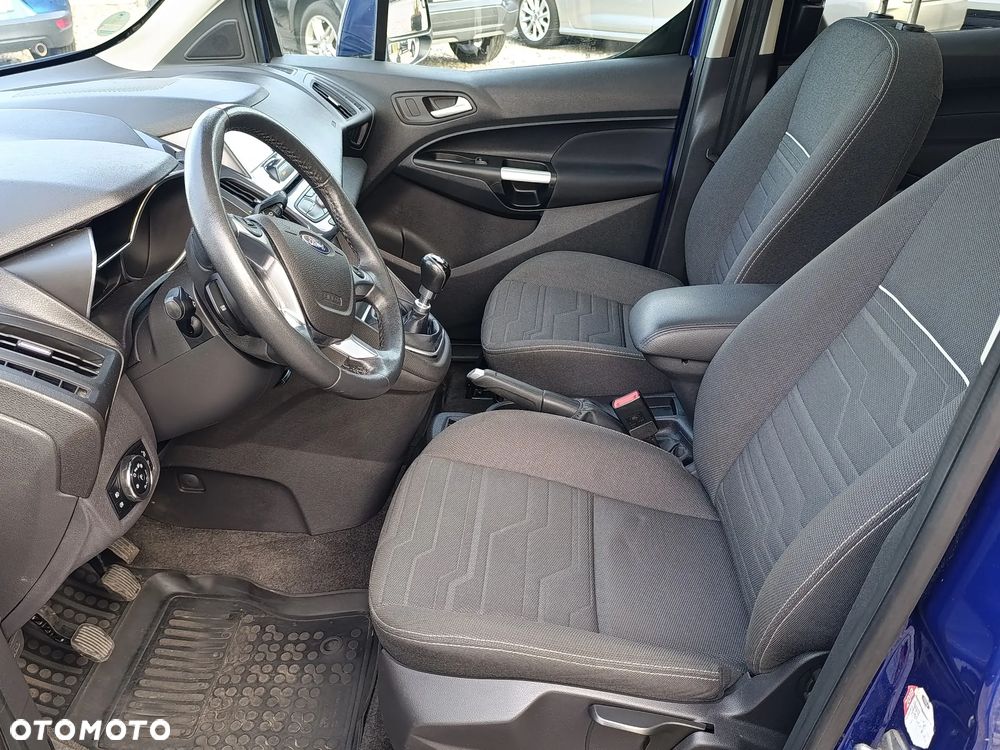 Ford Tourneo Connect - 25