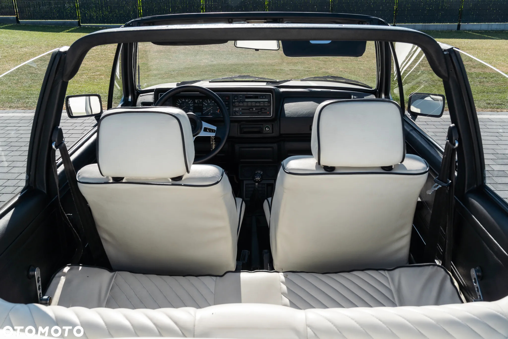 Volkswagen Golf - 28