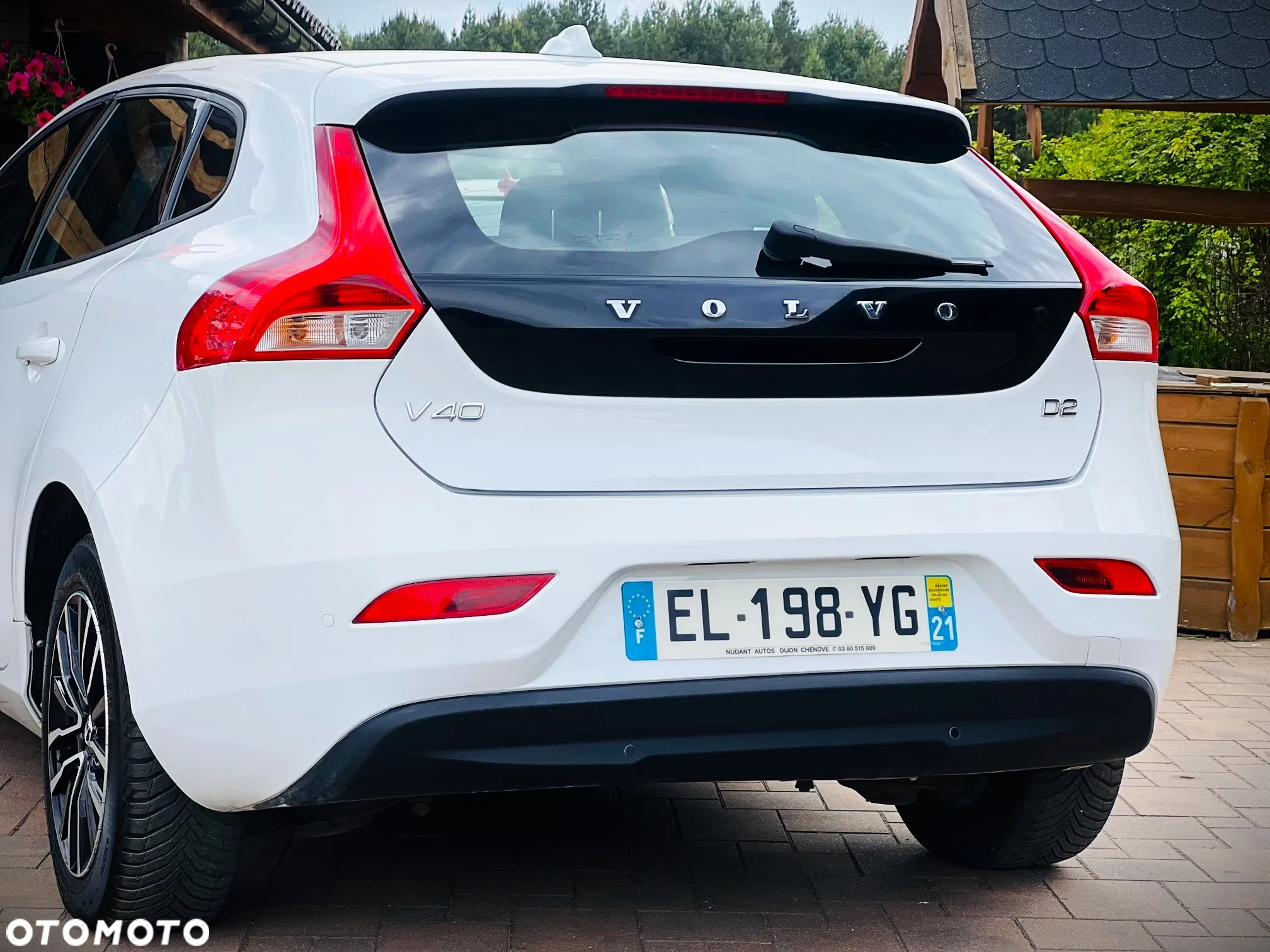 Volvo V40 D2 Drive-E Momentum - 24