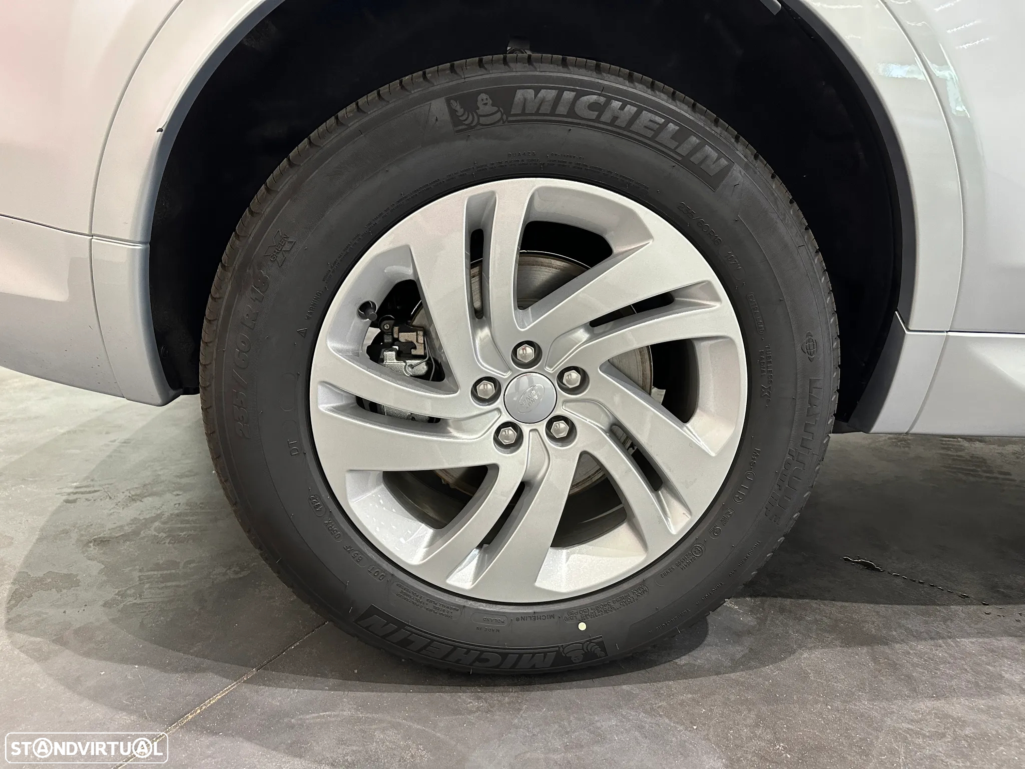 Land Rover Discovery Sport 1.5 I3 P300e AWD R-Dynamic S - 6