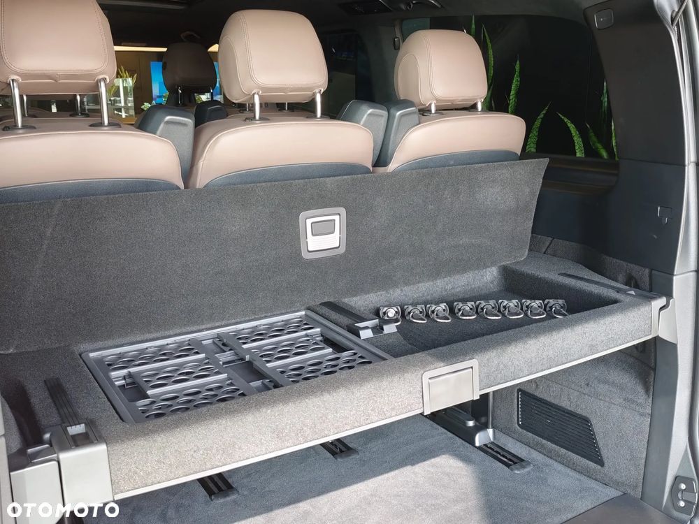 Mercedes-Benz Klasa V 300 d 4-Matic 9G-Tronic Exclusive (d³ugi) - 25