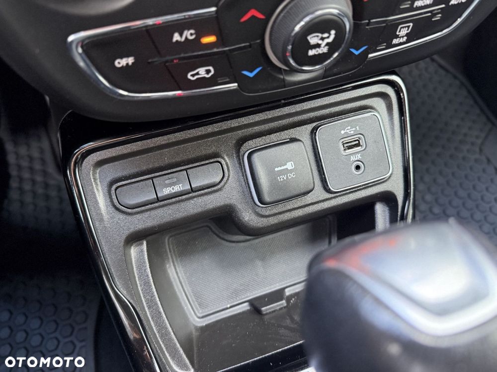Jeep Compass - 19