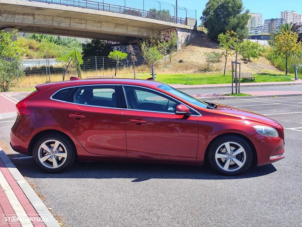 Volvo V40 1.6 D2 Eco Kinetic - 6