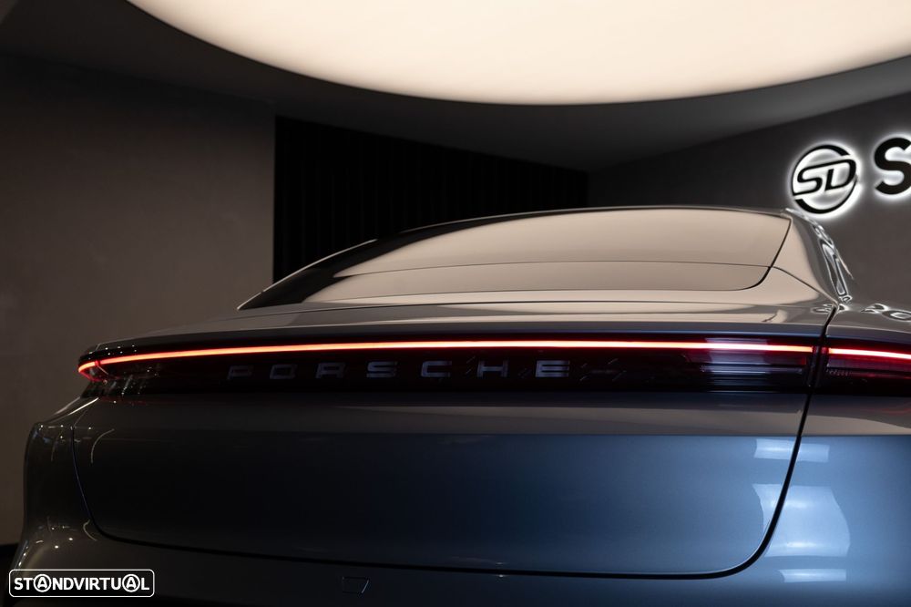 Porsche Taycan 4S Bateria Performance Plus - 29