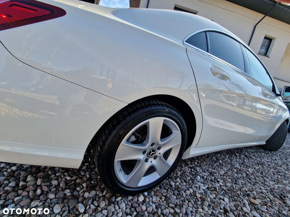 Mercedes-Benz CLA - 25