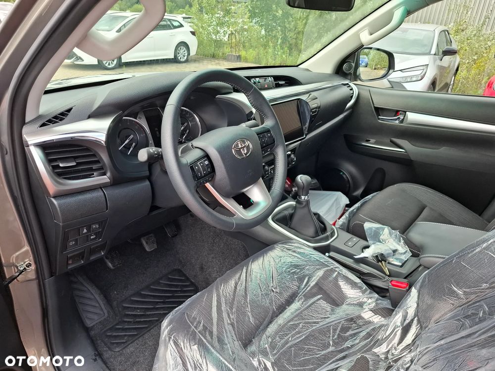 Toyota Hilux - 19