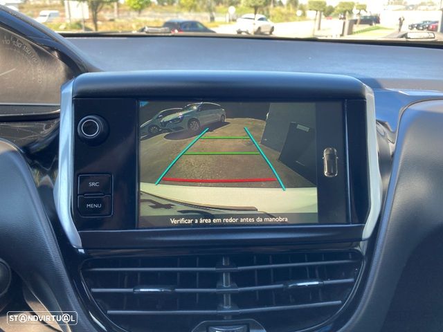 Peugeot 208 1.6 BlueHDi Style - 30