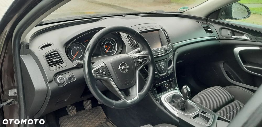 Opel Insignia - 19