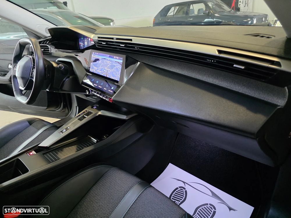 Peugeot 308 SW - 21