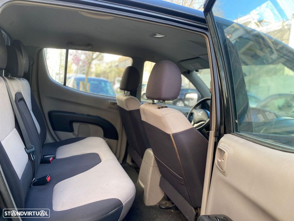 Mitsubishi L200 2.5 DI-D CD Intense - 18