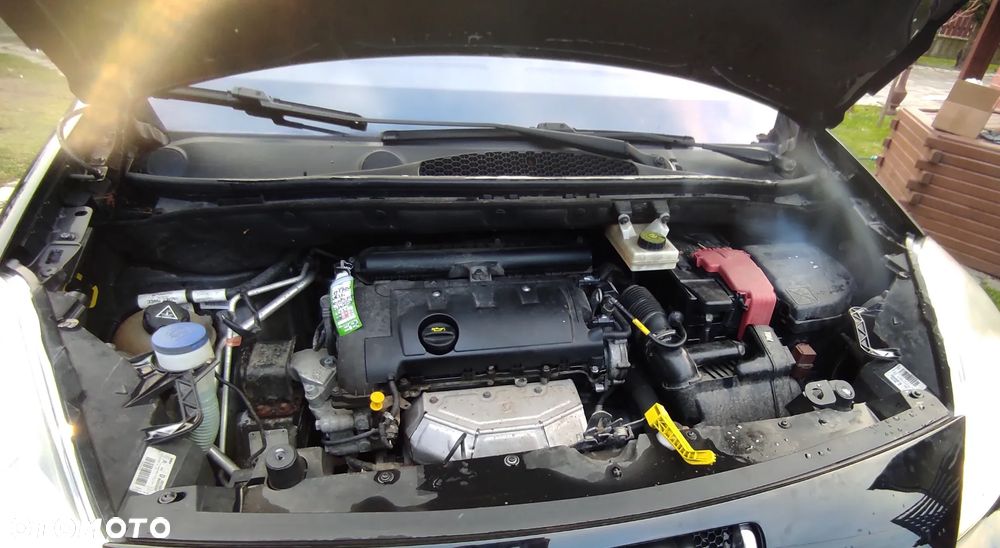 Peugeot Partner - 26